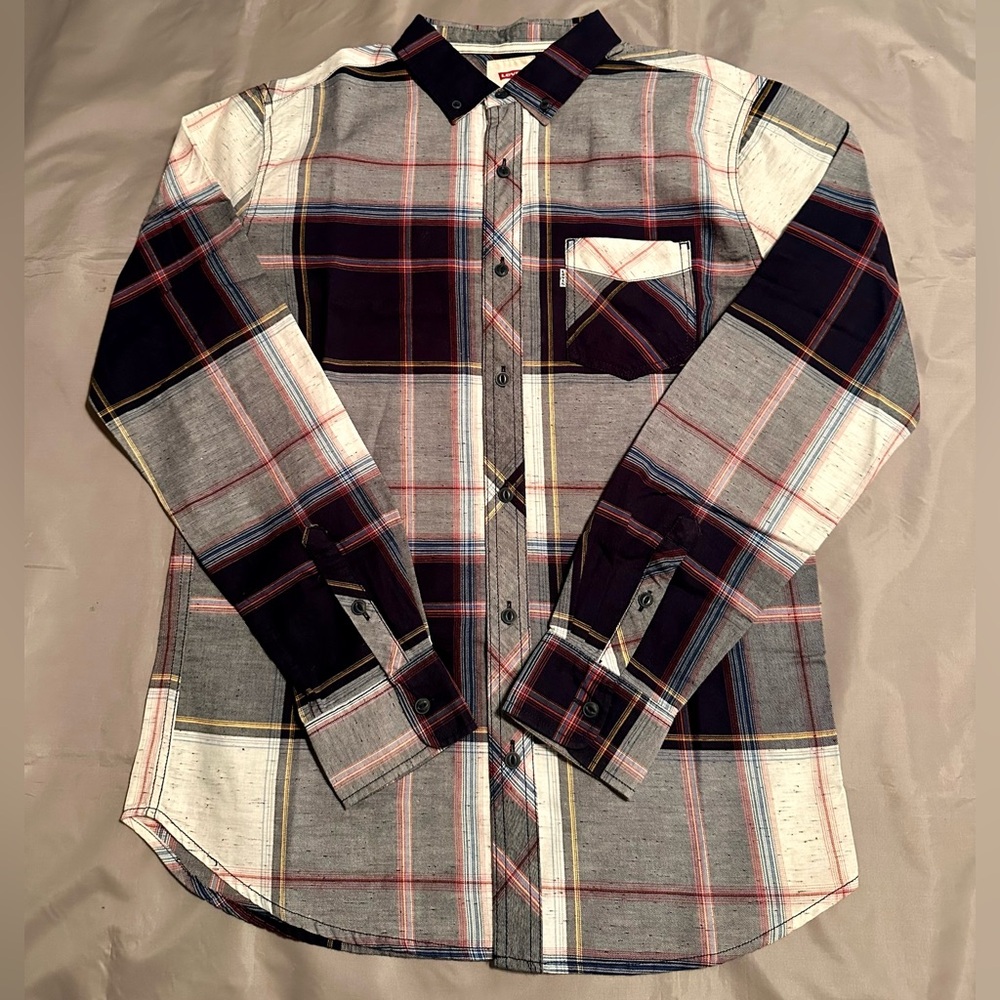 Men's Levi’s Plaid Shirt